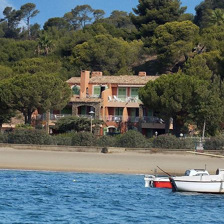 Villa L'Ensoleillade 라론드레모레 외부 사진